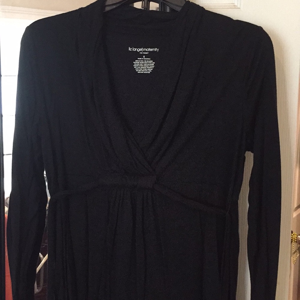 Cute black maternity top